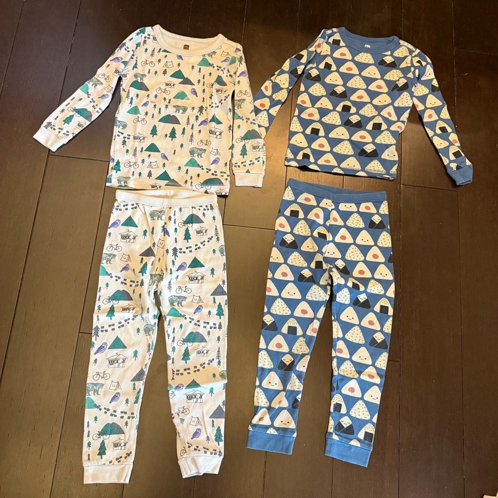 Tea Collection long sleeve Pajama Sets